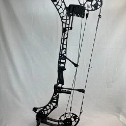 Mathews V3X 33 ARCHERY